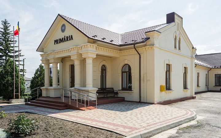 Edineţ